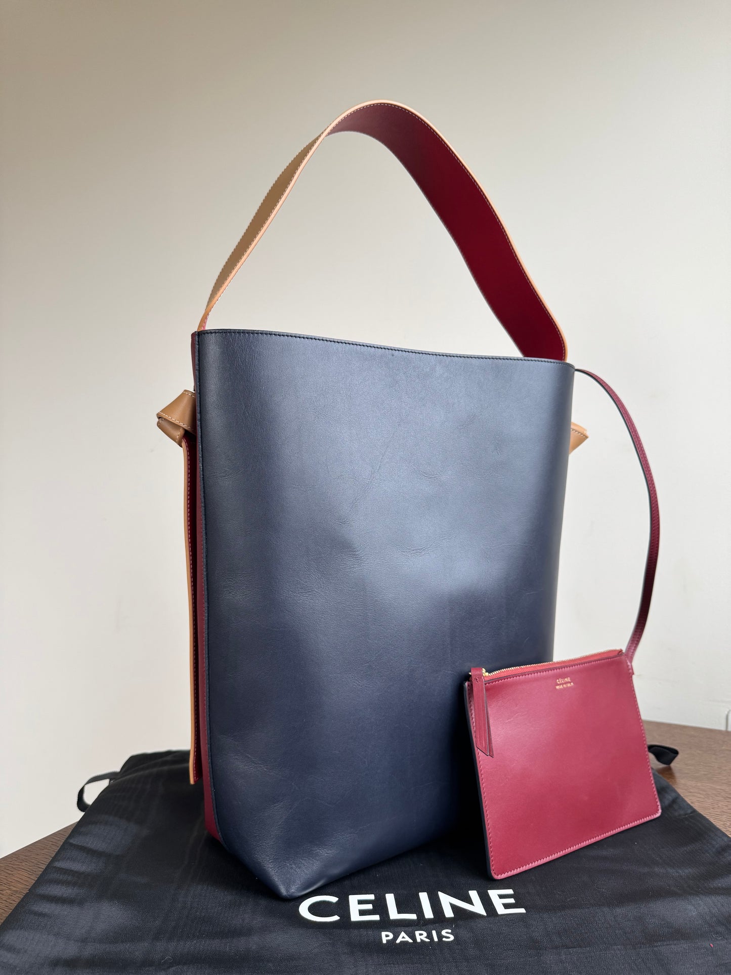 Pre-owned Céline Twisted Cabas Multicolor Leather Tote Bag
