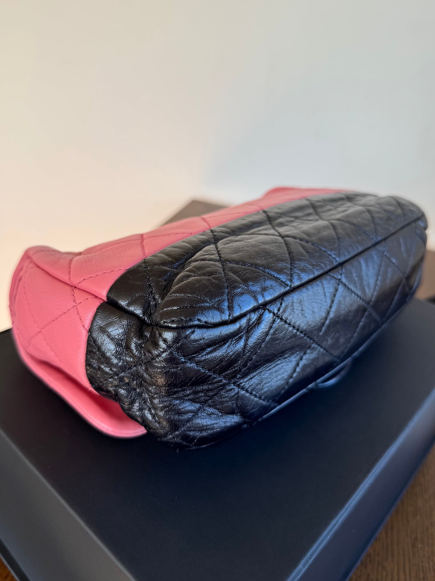 Pre-owned Chanel CC Bicolor Black Pink Medium Leather Flap Bag