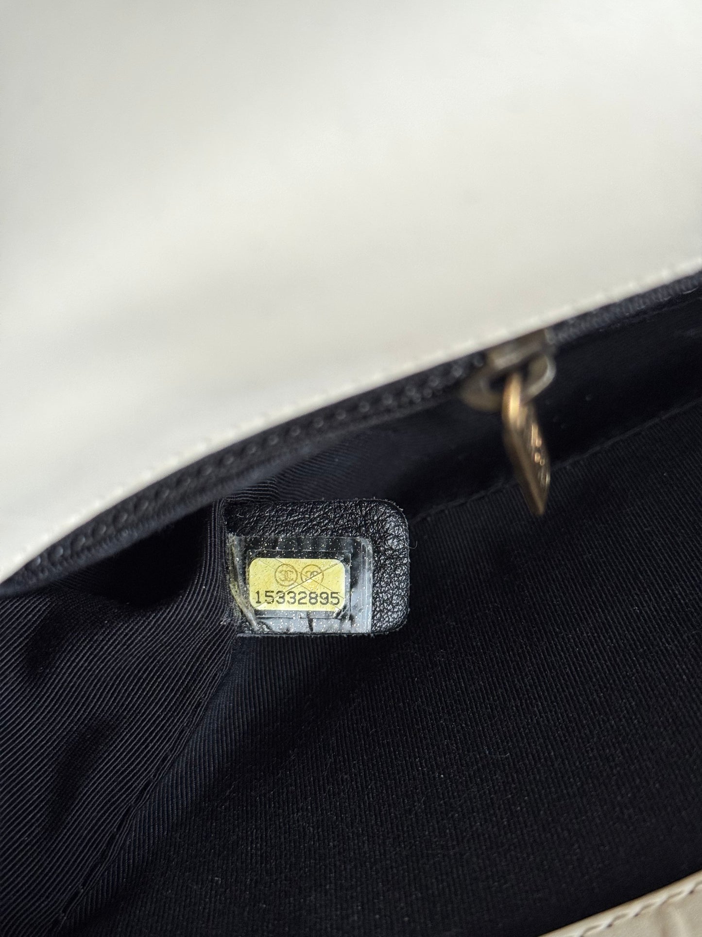 Pre-owned Chanel Boy Medium Original Clasp White Leather Flap Bag