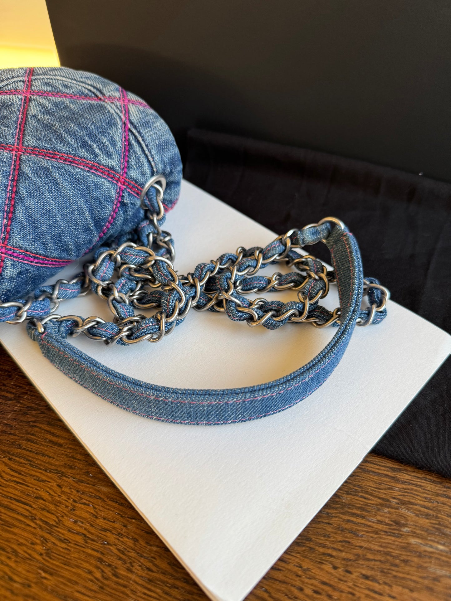 Pre-owned Chanel 22S Coco Beach Mini Denim Crossbody Bag