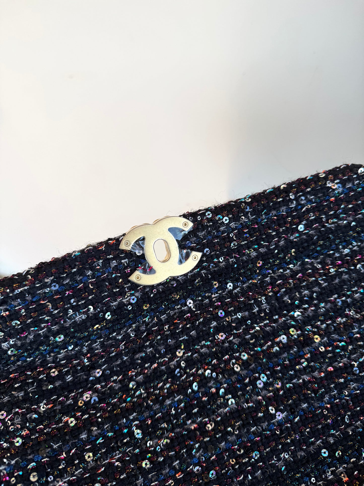 Pre-owned Chanel 19 Maxi Black Tweed Sequins Flap Bag