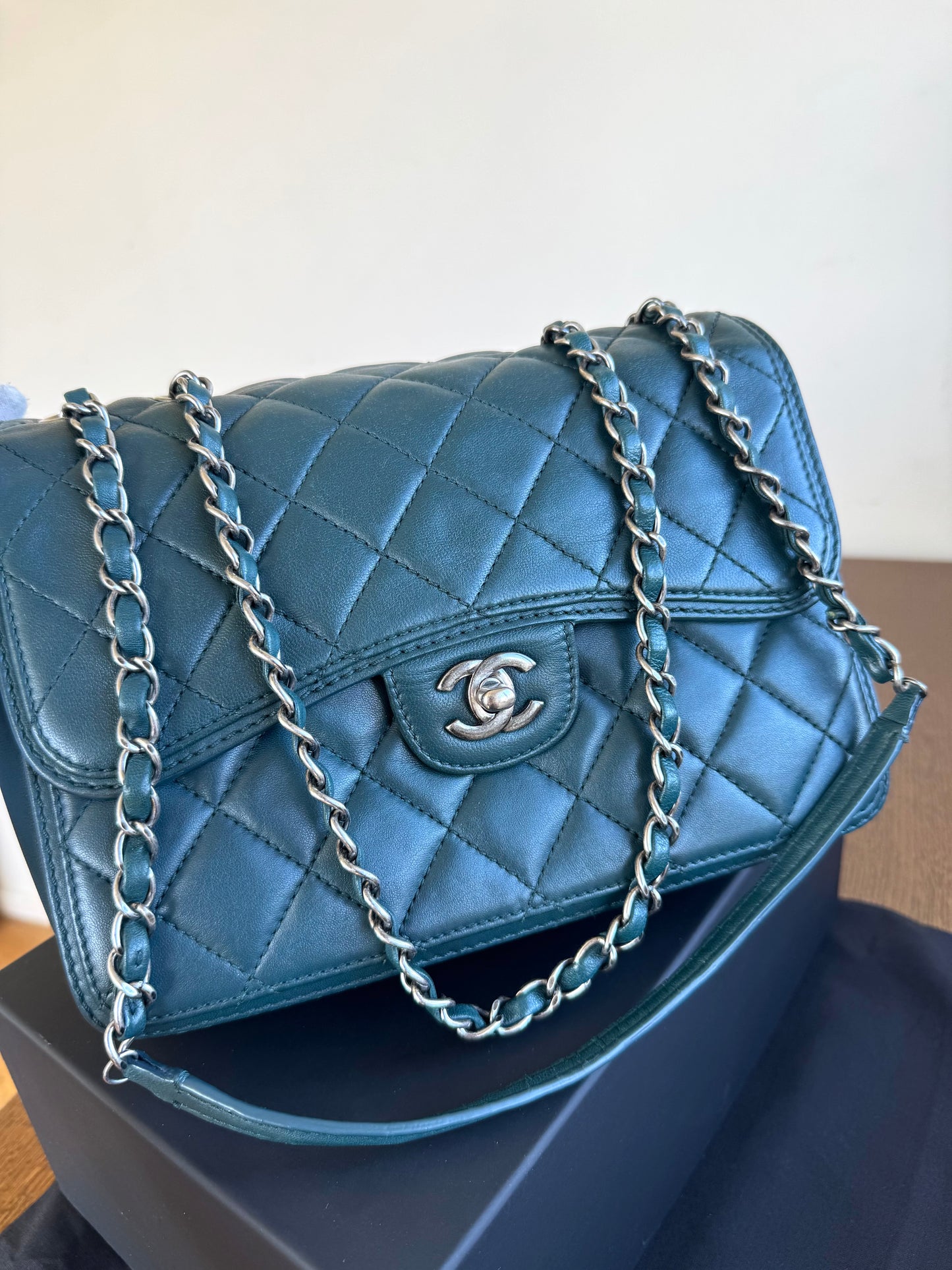 Pre-owned Chanel CC Dark Green Leather Flap Bag