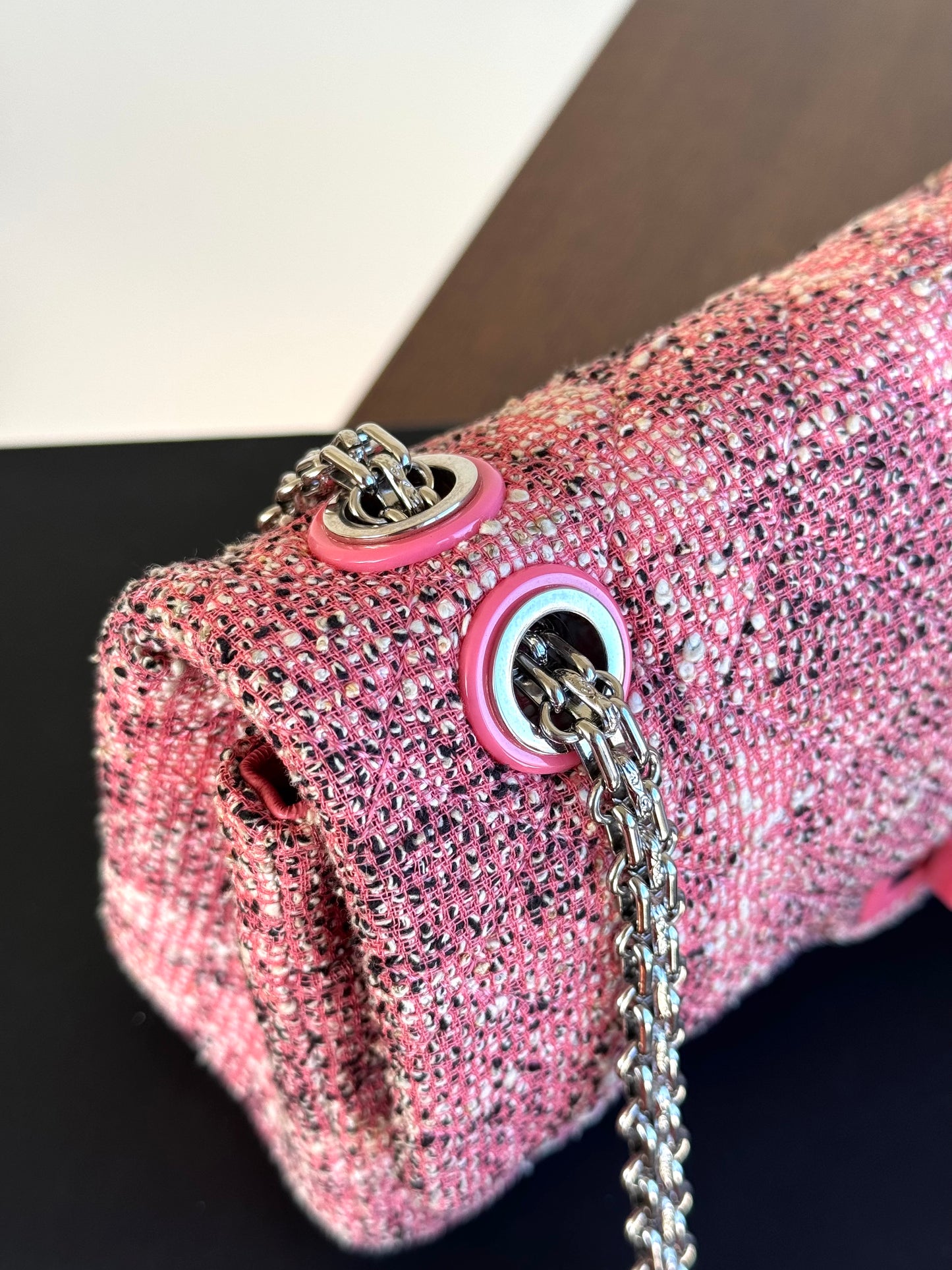 Pre-owned Chanel 2.55 Reissue 225 Medium Pink Tweed Flap Bag