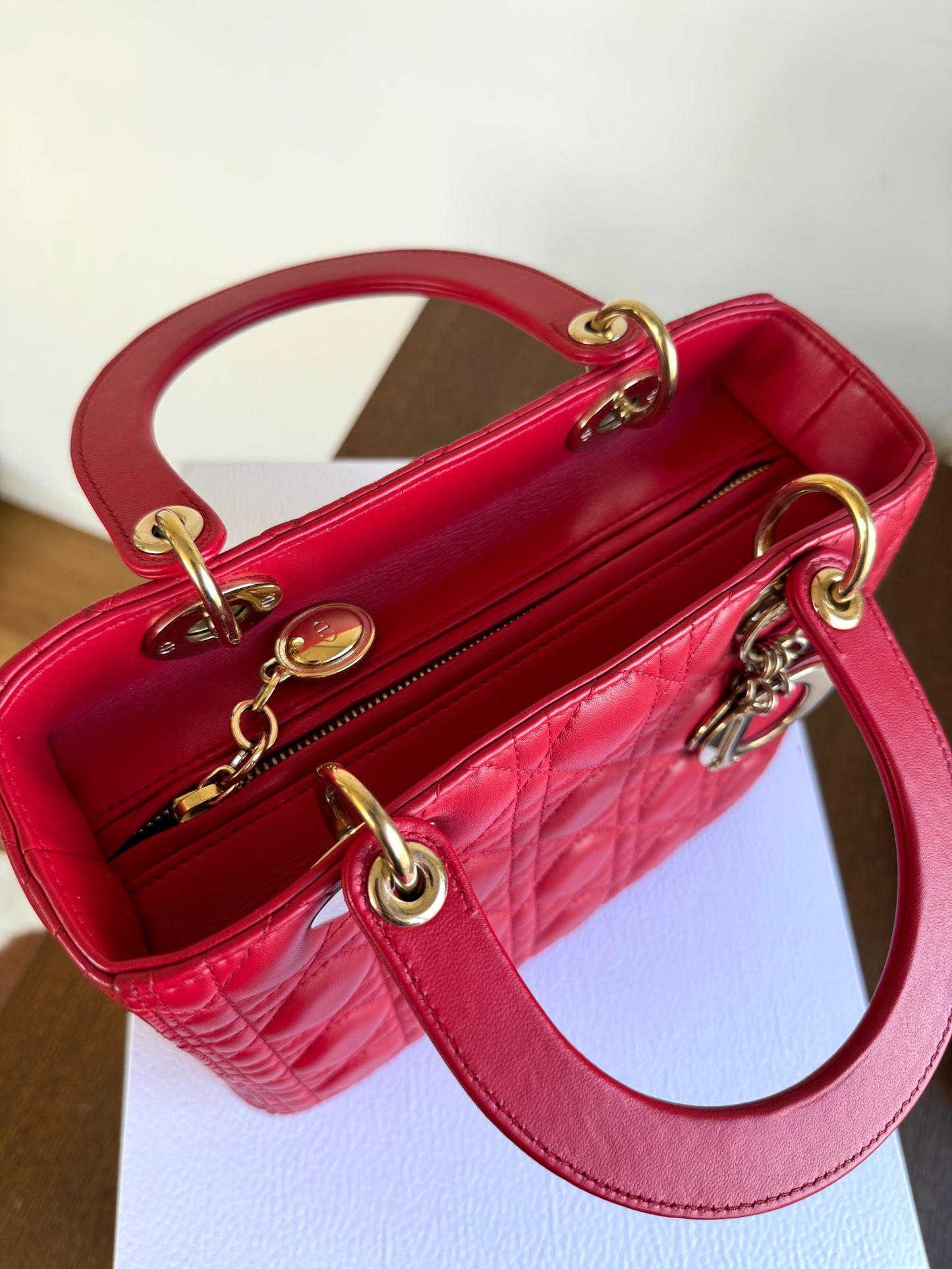 Pre-owned Dior Lady Dior Medium Red Lambskin Bag