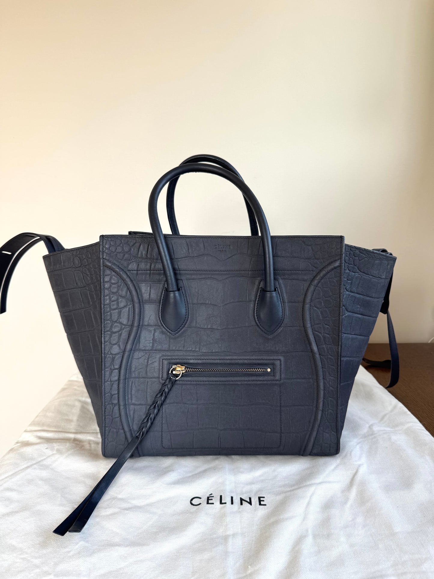 Pre-owned Céline Luggage Phantom Medium Dark Grey Crocodile Embossed Leather Tote Bag