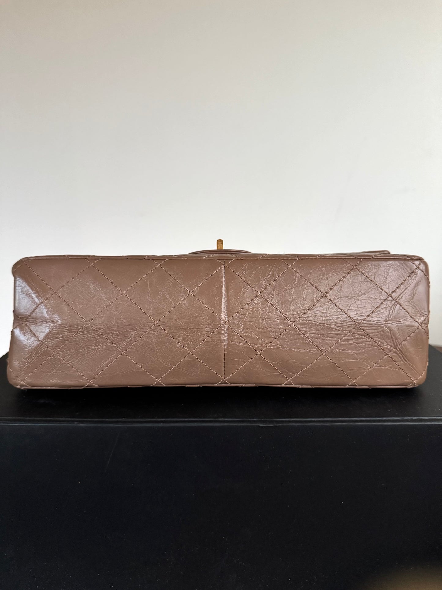 Pre-owned Chanel 2.55 Reissue Large 226 Taupe Leather Flap Bag