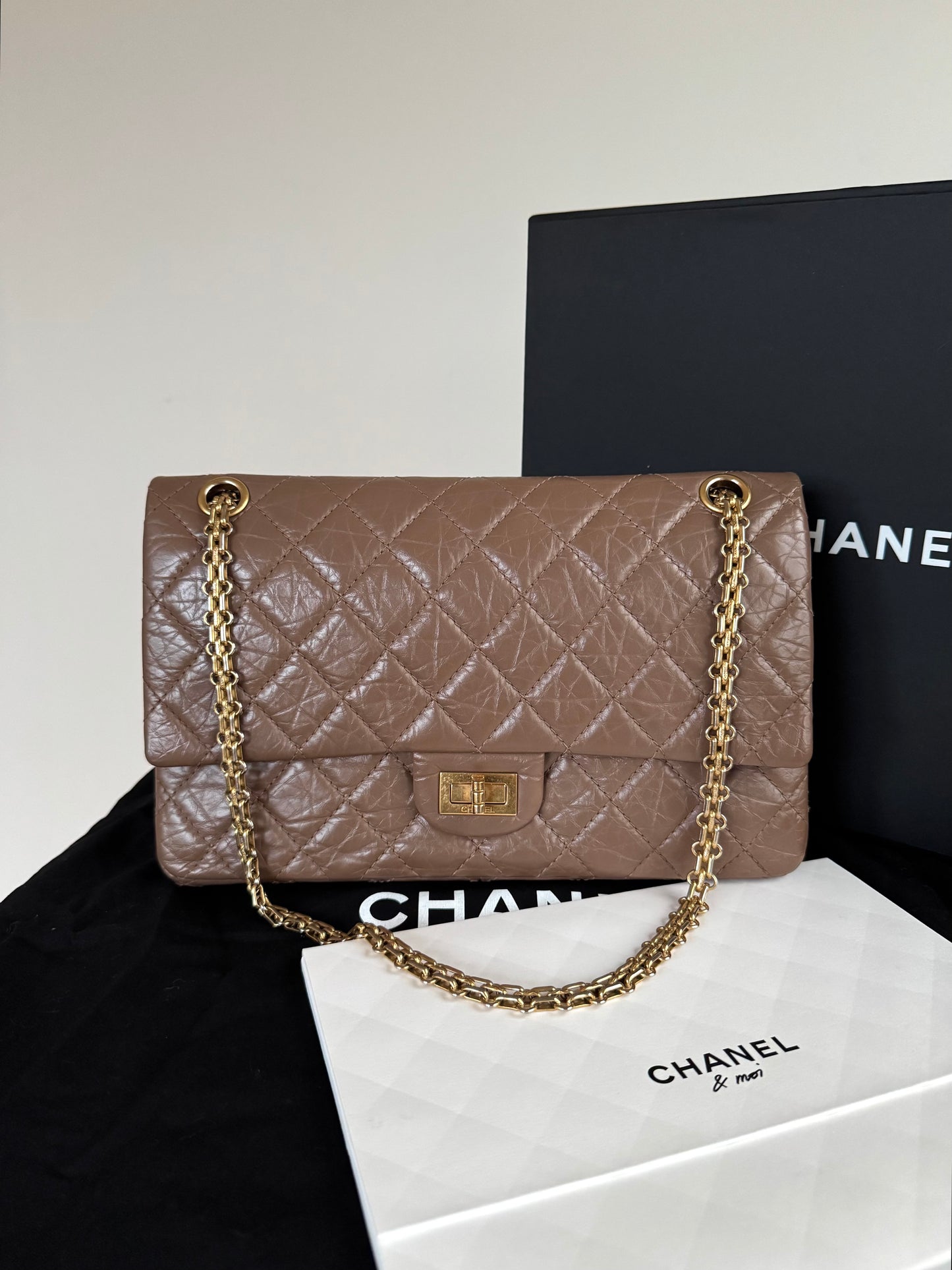 Pre-owned Chanel 2.55 Reissue Large 226 Taupe Leather Flap Bag