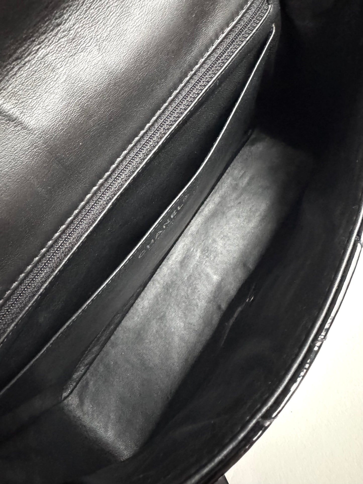 Pre-owned Chanel Classic Jumbo Black Patent Leather Flap Bag