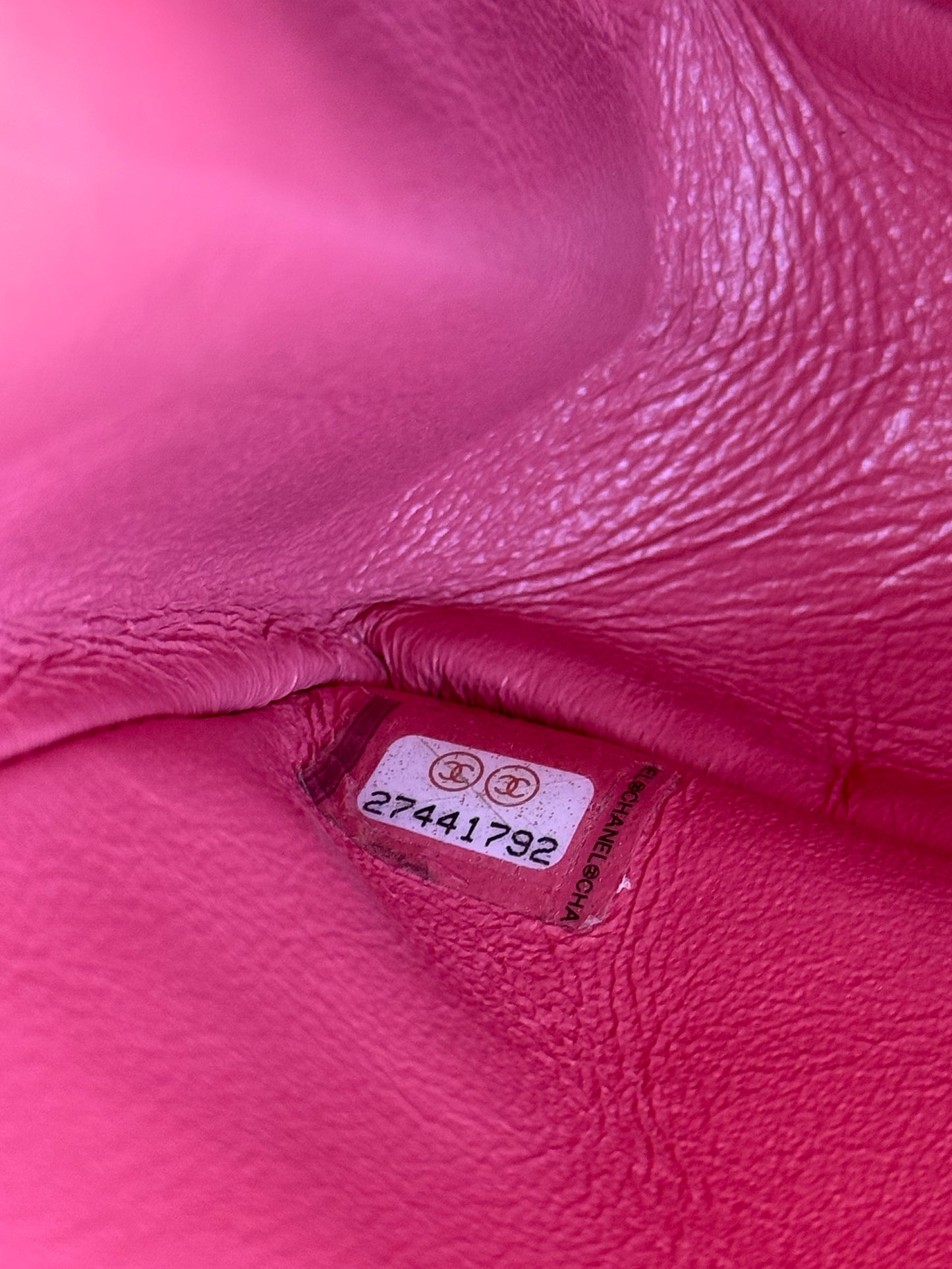 Pre-owned Chanel 2.55 Reissue 225 Medium Pink Tweed Flap Bag