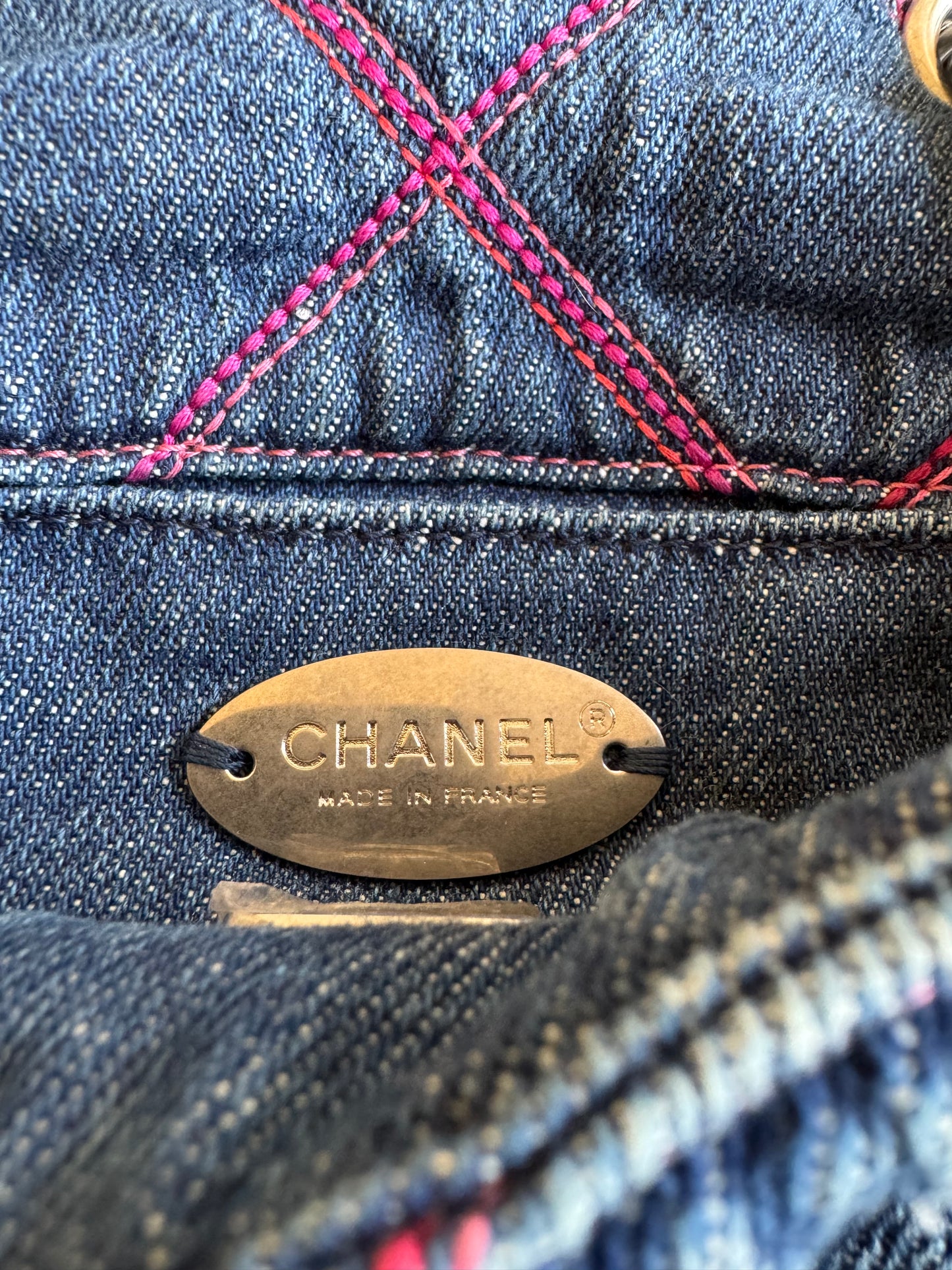 Pre-owned Chanel 22S Coco Beach Mini Denim Crossbody Bag
