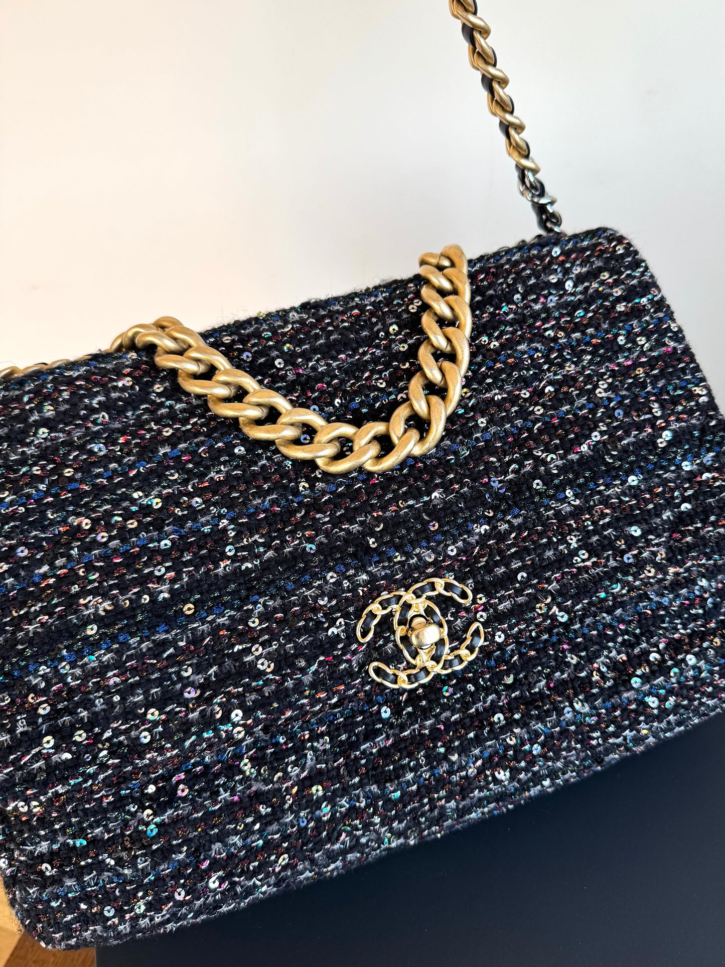Pre-owned Chanel 19 Maxi Black Tweed Sequins Flap Bag