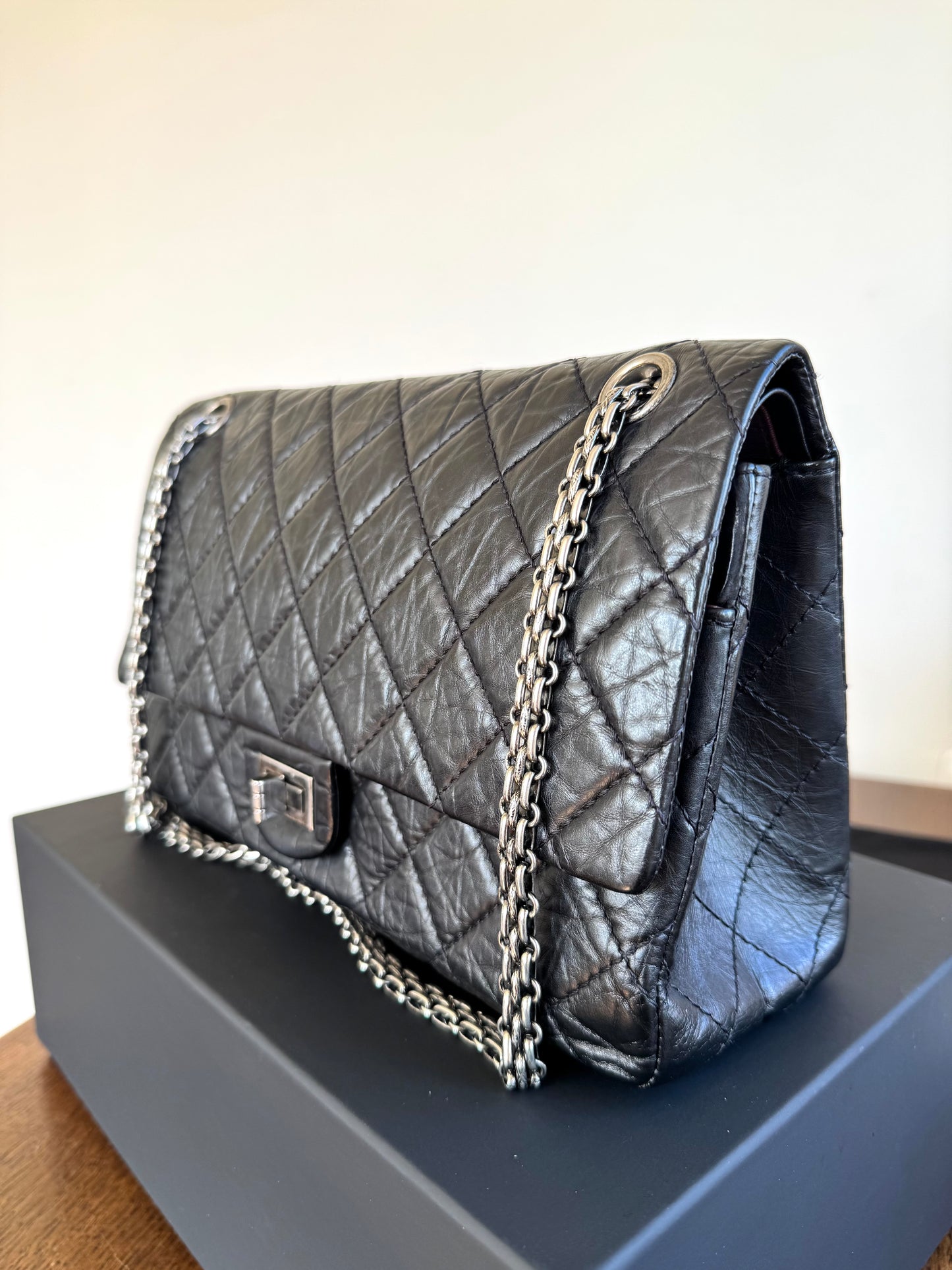 Pre-owned Chanel 2.55 Reissue Large 226 Black Calfskin Flap Bag