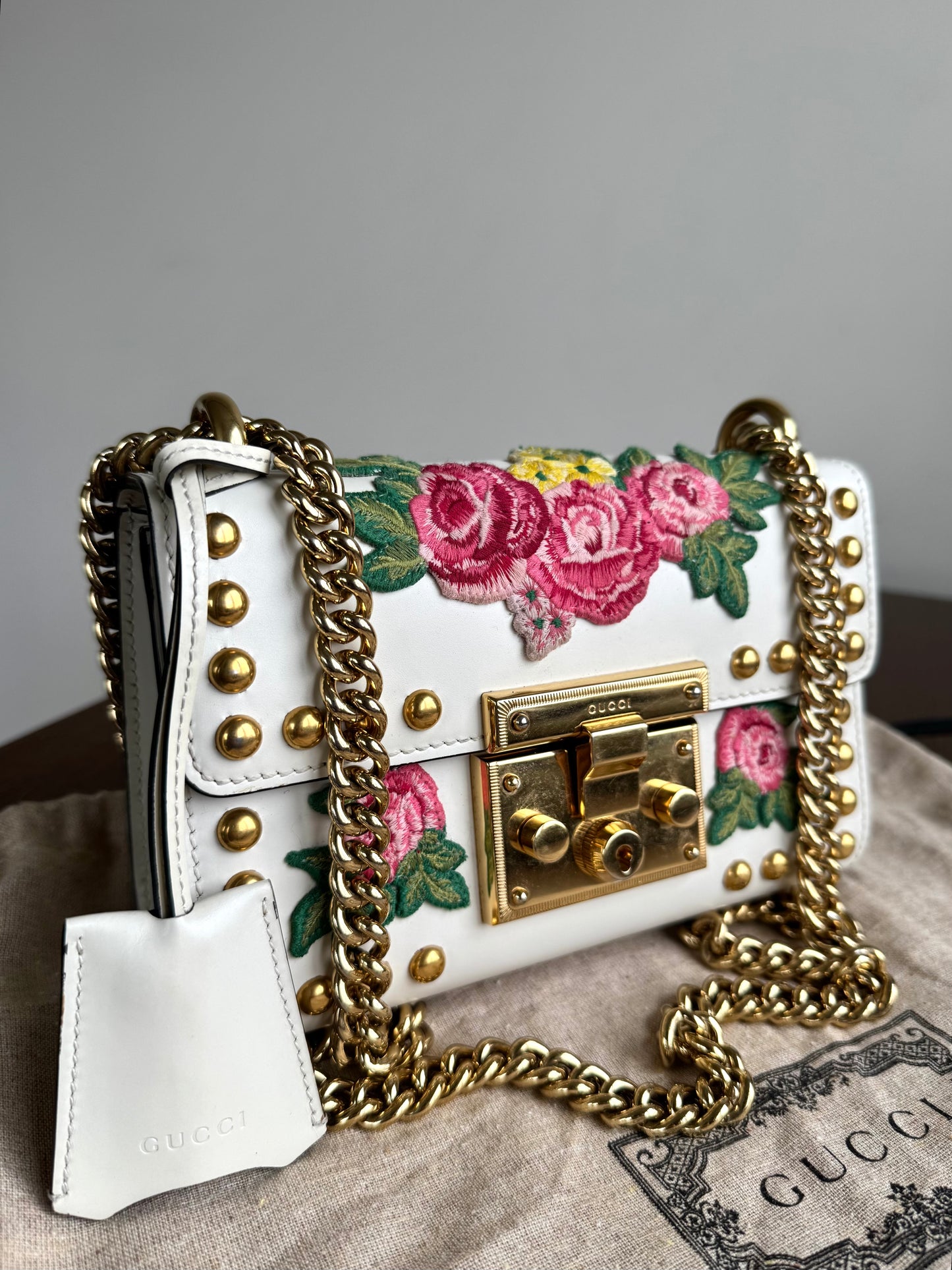 Pre-owned Gucci Padlock Small White Floral Embroidered Studded Leather Bag