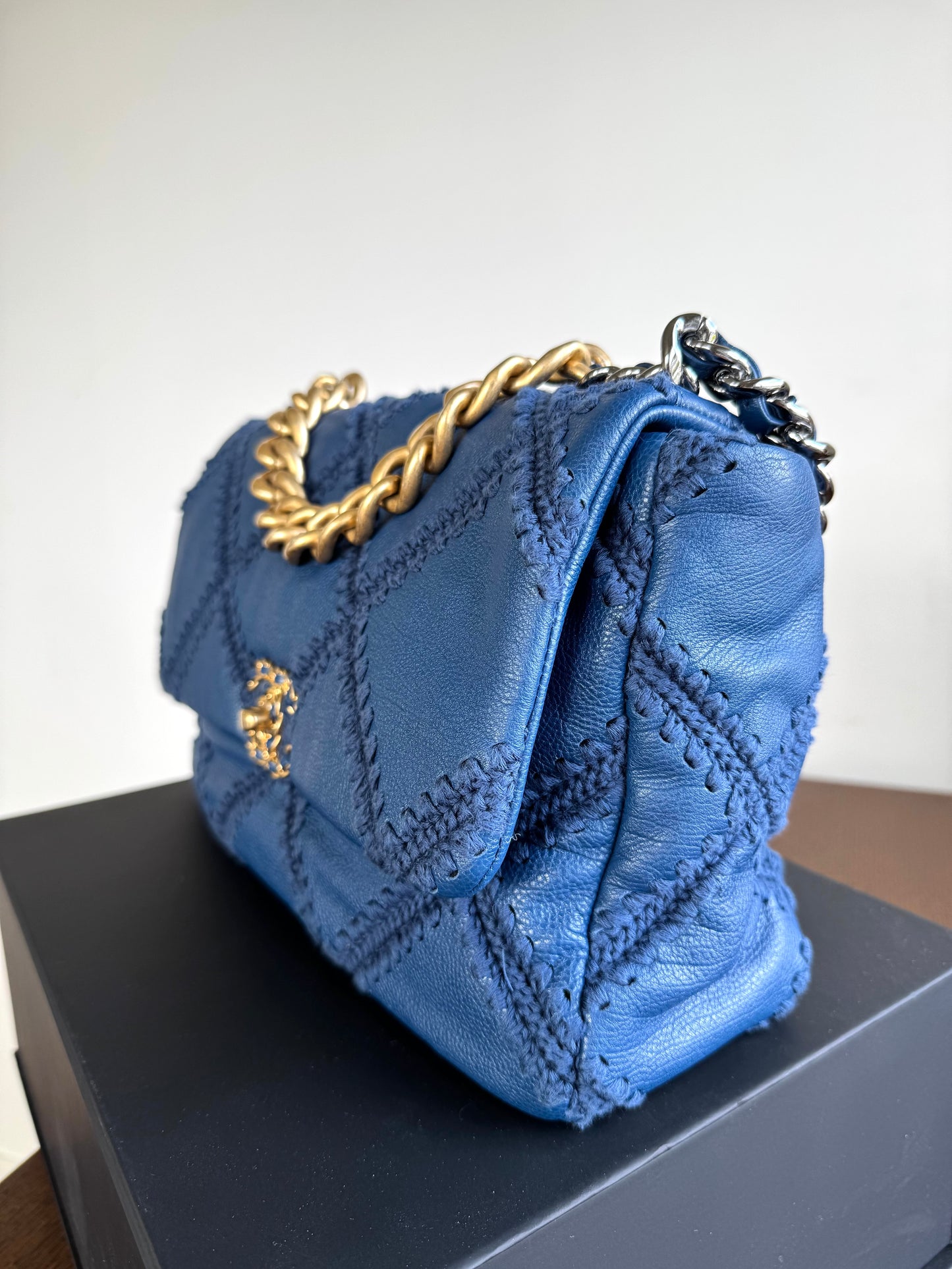 Pre-owned Chanel 19 Large Denim Blue Calfskin Crochet Bag