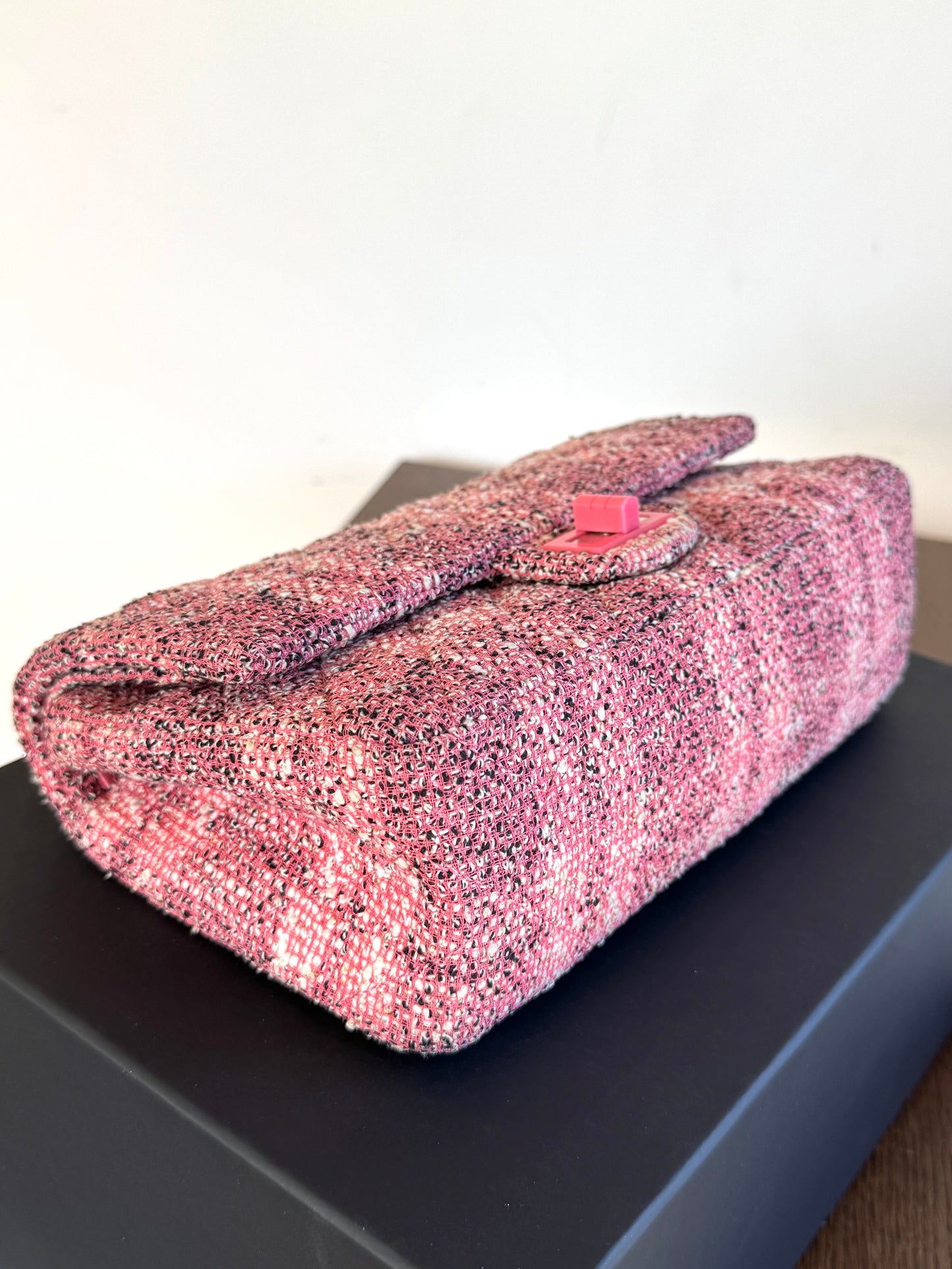 Pre-owned Chanel 2.55 Reissue 225 Medium Pink Tweed Flap Bag