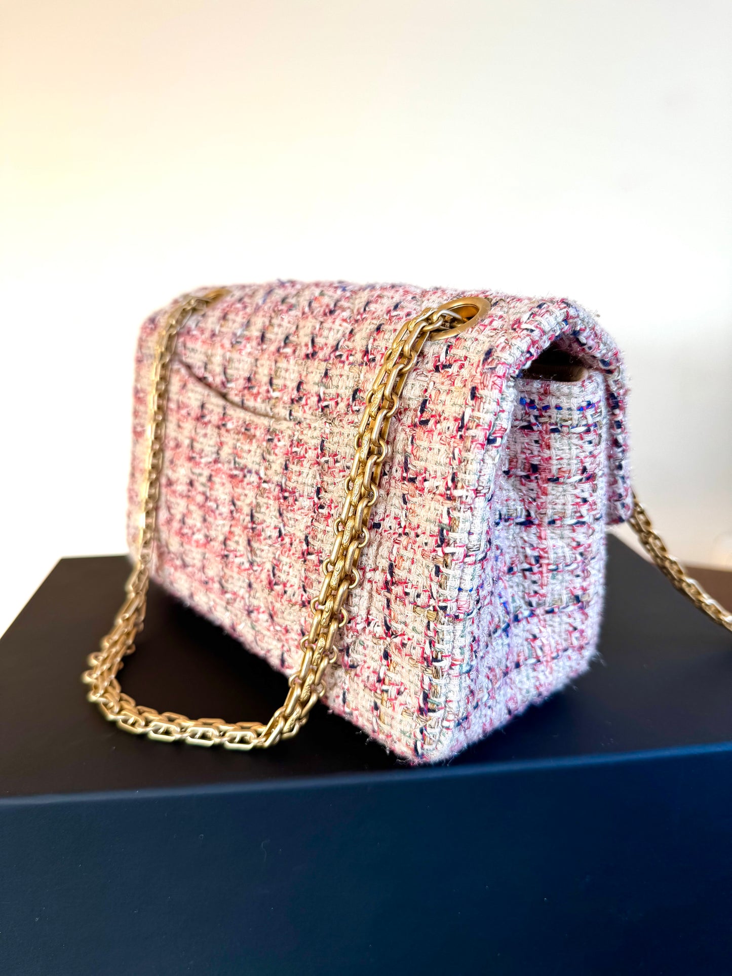 Pre-owned Chanel 2.55 Mini 224 Rose Tweed Flap Bag