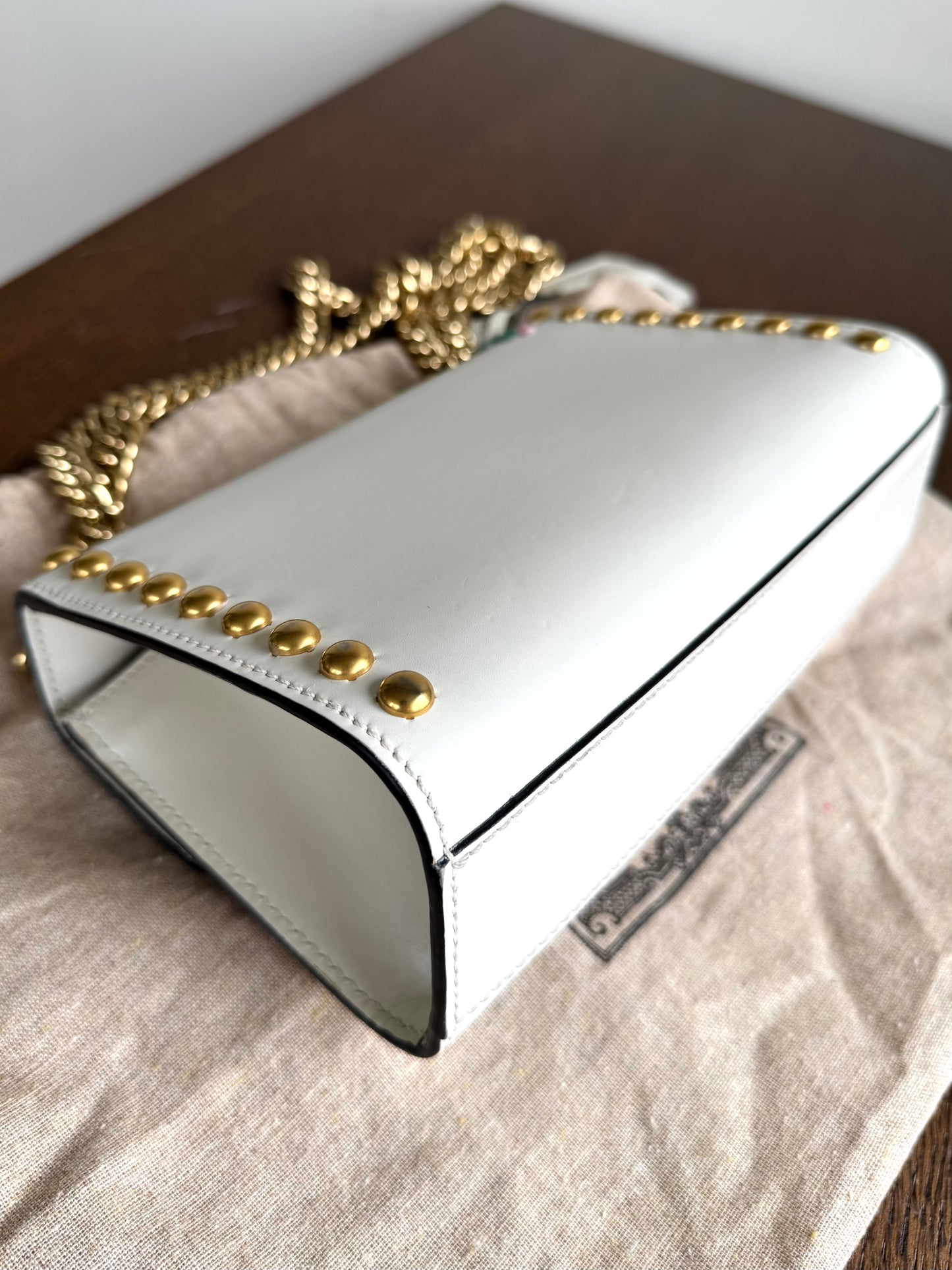 Pre-owned Gucci Padlock Small White Floral Embroidered Studded Leather Bag