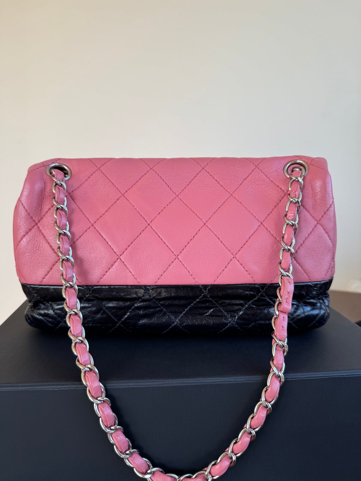 Pre-owned Chanel CC Bicolor Black Pink Medium Leather Flap Bag