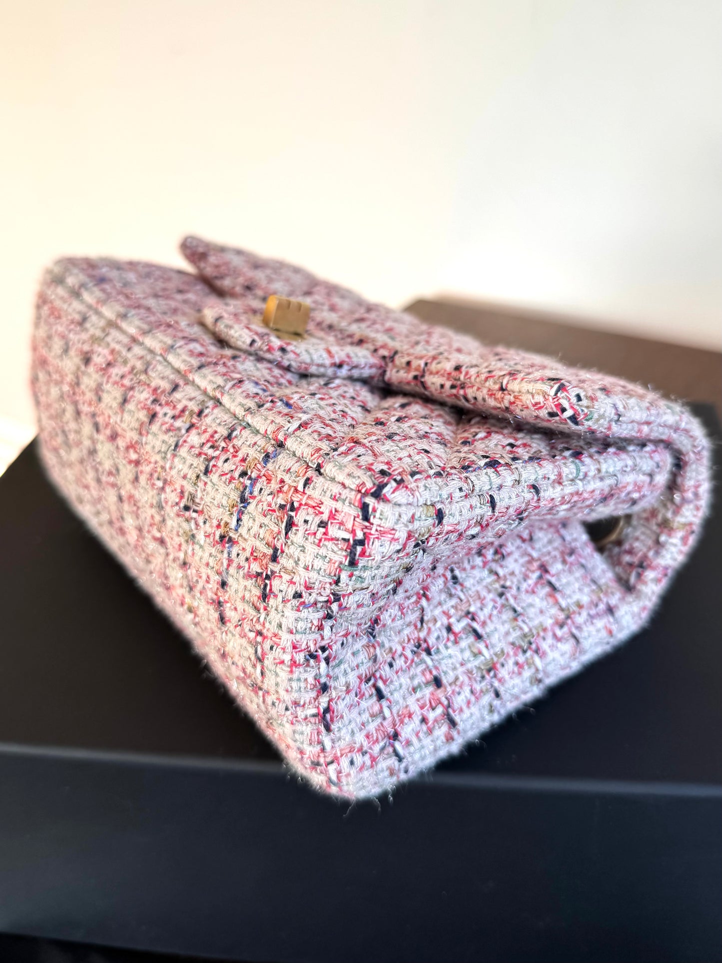 Pre-owned Chanel 2.55 Mini 224 Rose Tweed Flap Bag
