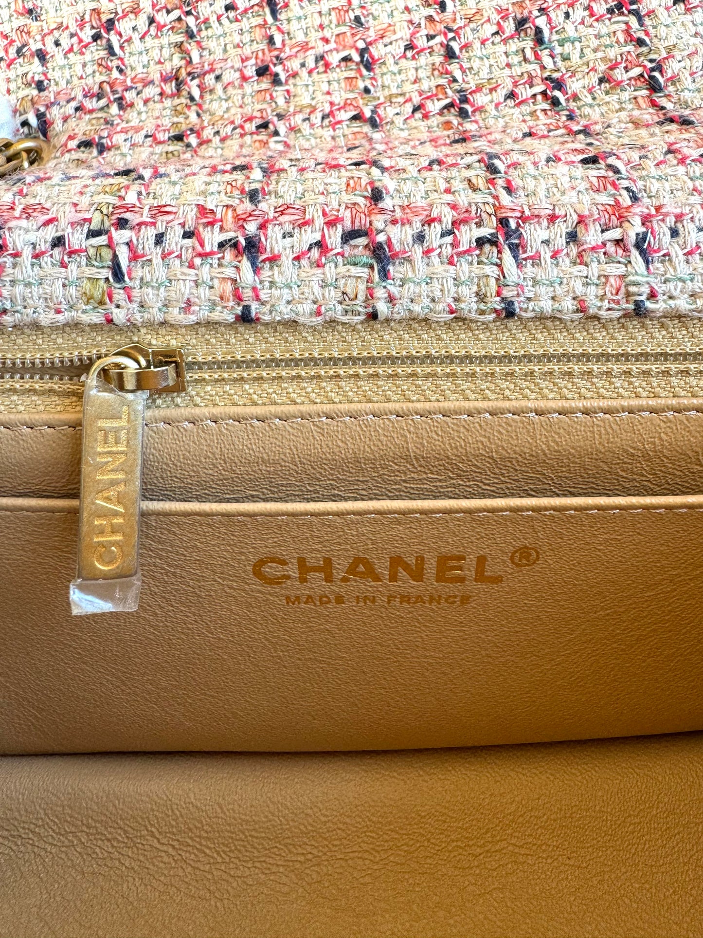 Pre-owned Chanel 2.55 Mini 224 Rose Tweed Flap Bag