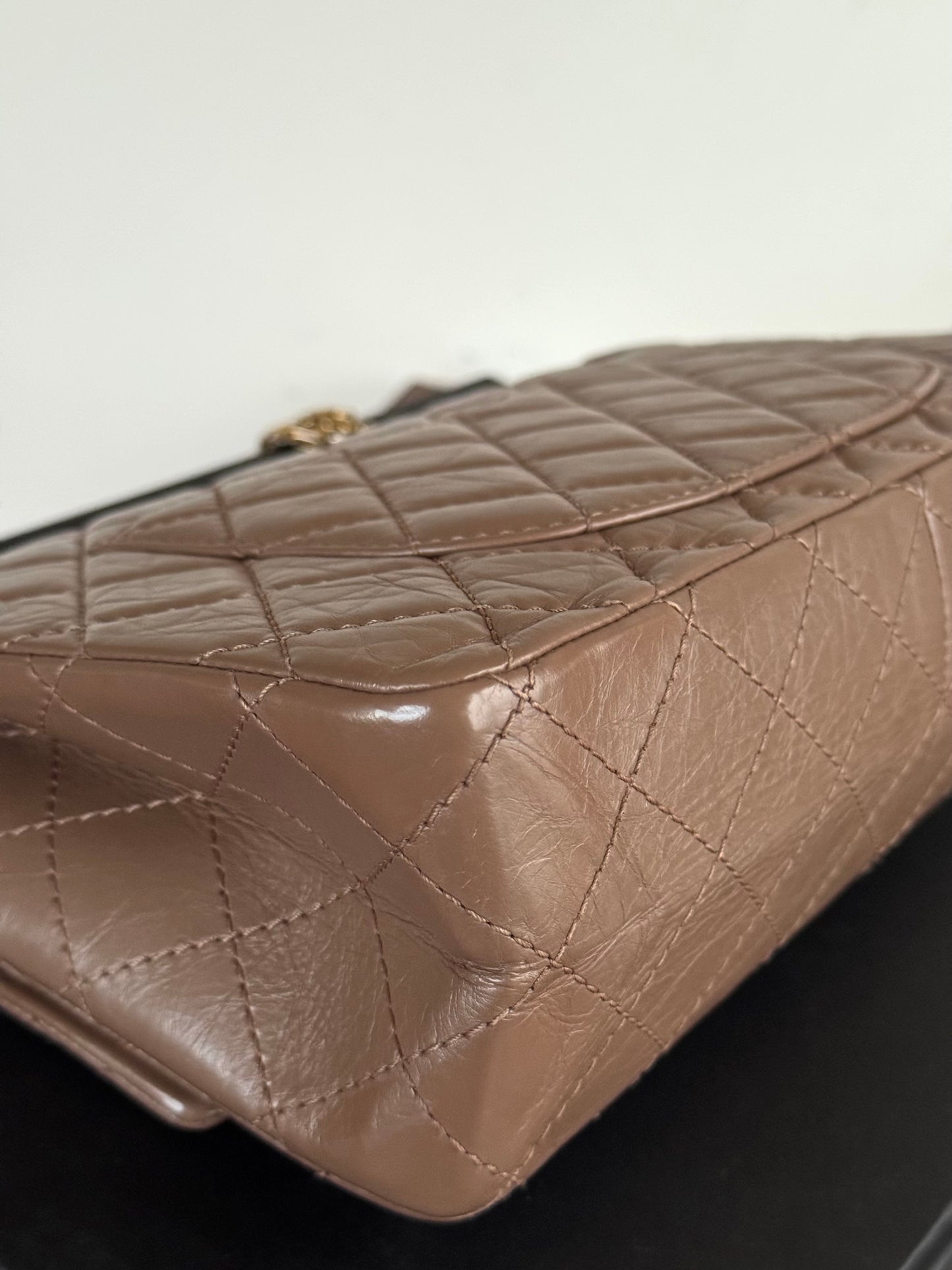 Pre-owned Chanel 2.55 Reissue Large 226 Taupe Leather Flap Bag