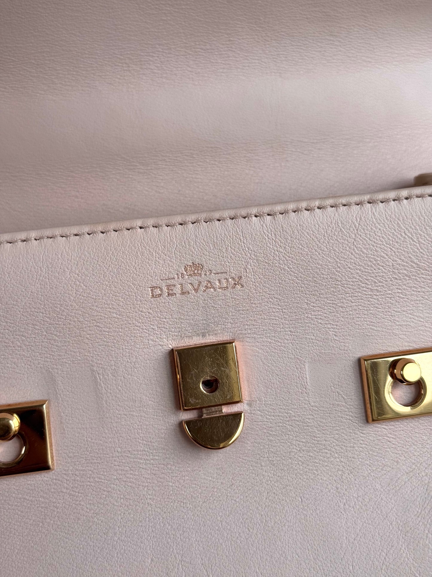 Pre-owned Delvaux Tempête PM Nude Rose Calfskin Bag