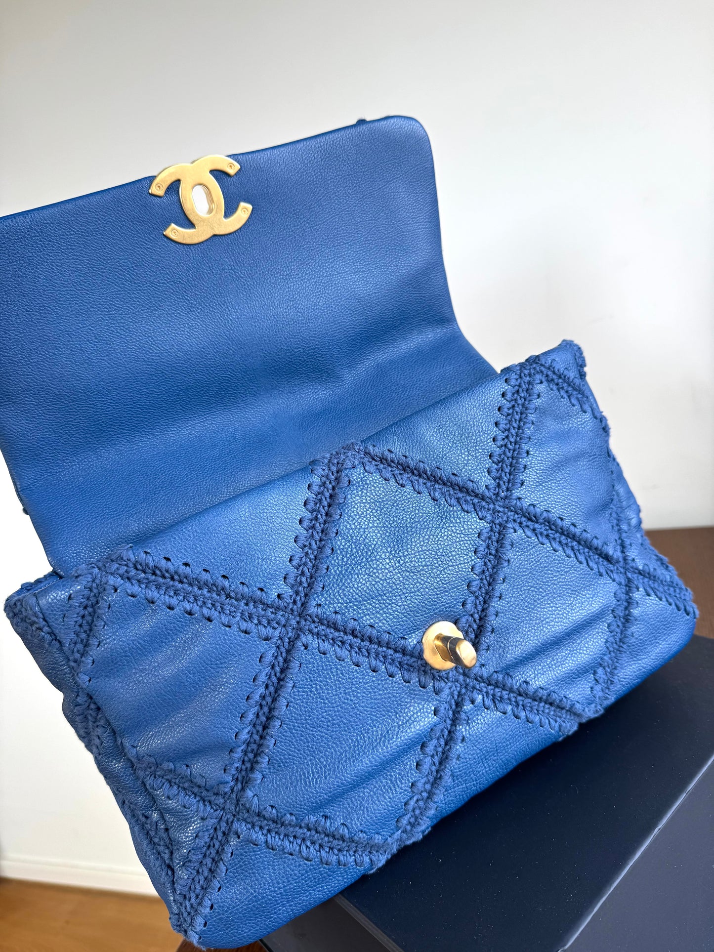 Pre-owned Chanel 19 Large Denim Blue Calfskin Crochet Bag