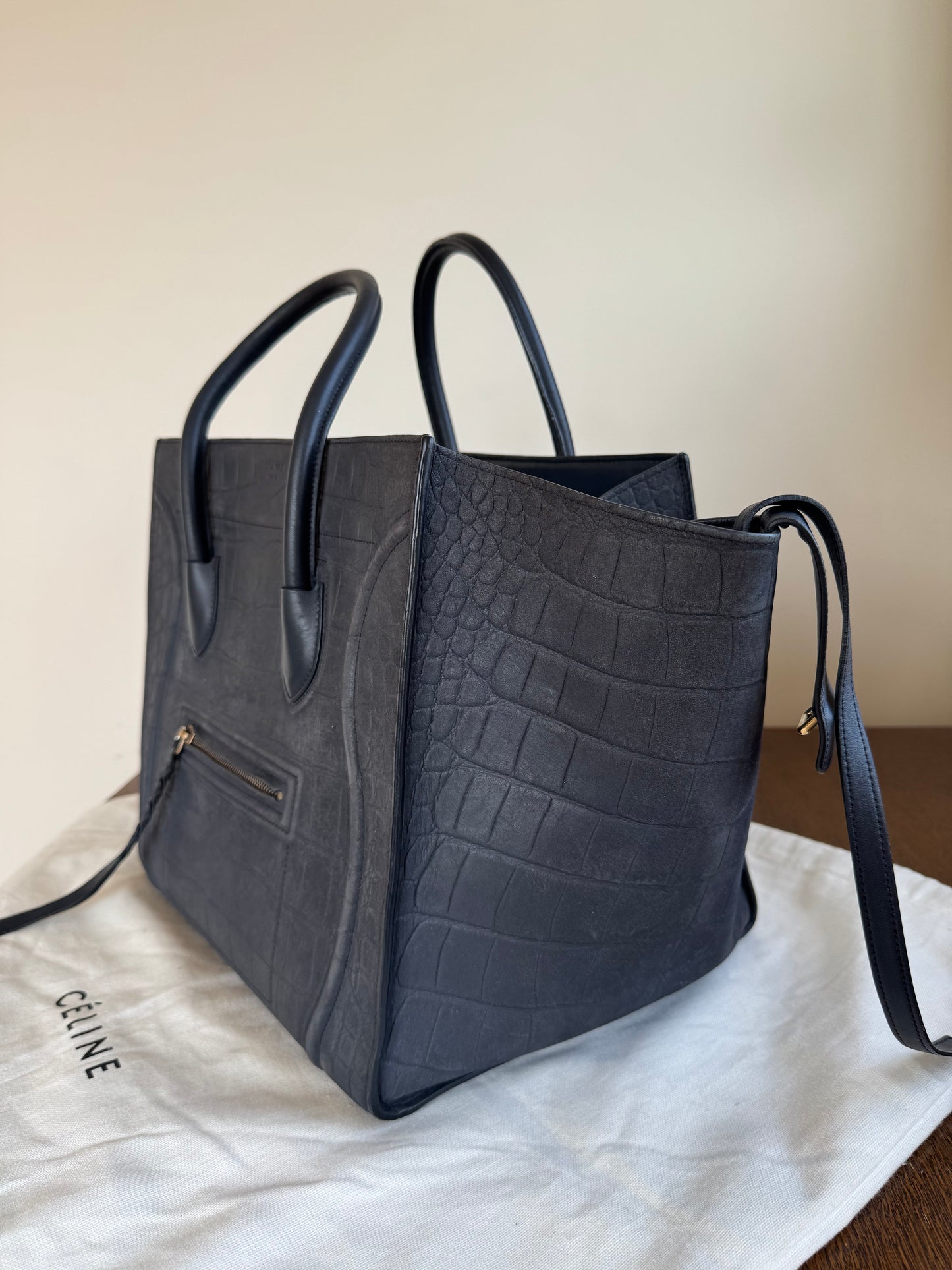 Pre-owned Céline Luggage Phantom Medium Dark Grey Crocodile Embossed Leather Tote Bag