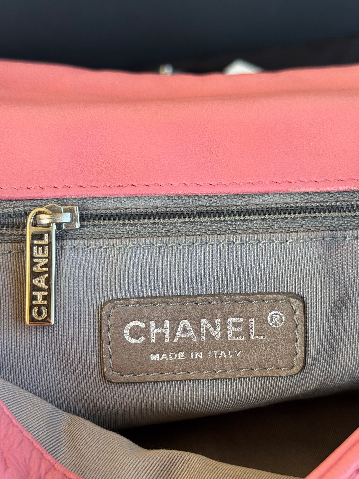 Pre-owned Chanel CC Bicolor Black Pink Medium Leather Flap Bag