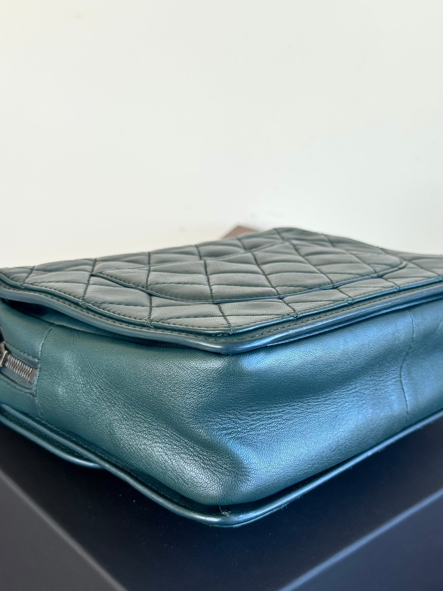 Pre-owned Chanel CC Dark Green Leather Flap Bag