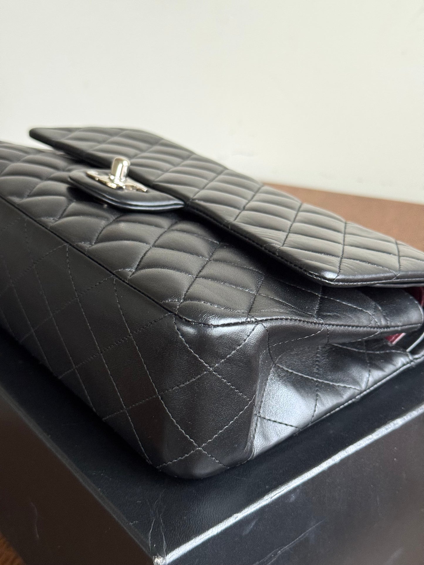 Pre-owned Chanel Timeless Classic Medium Black Lambskin Flap Bag