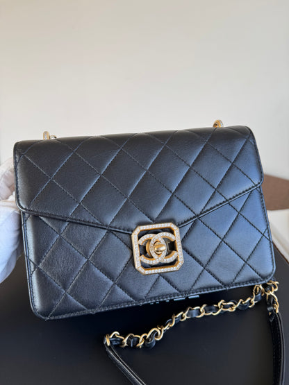 Pre-owned Chanel CC Crystal Geometric Black Lambskin Flap Bag