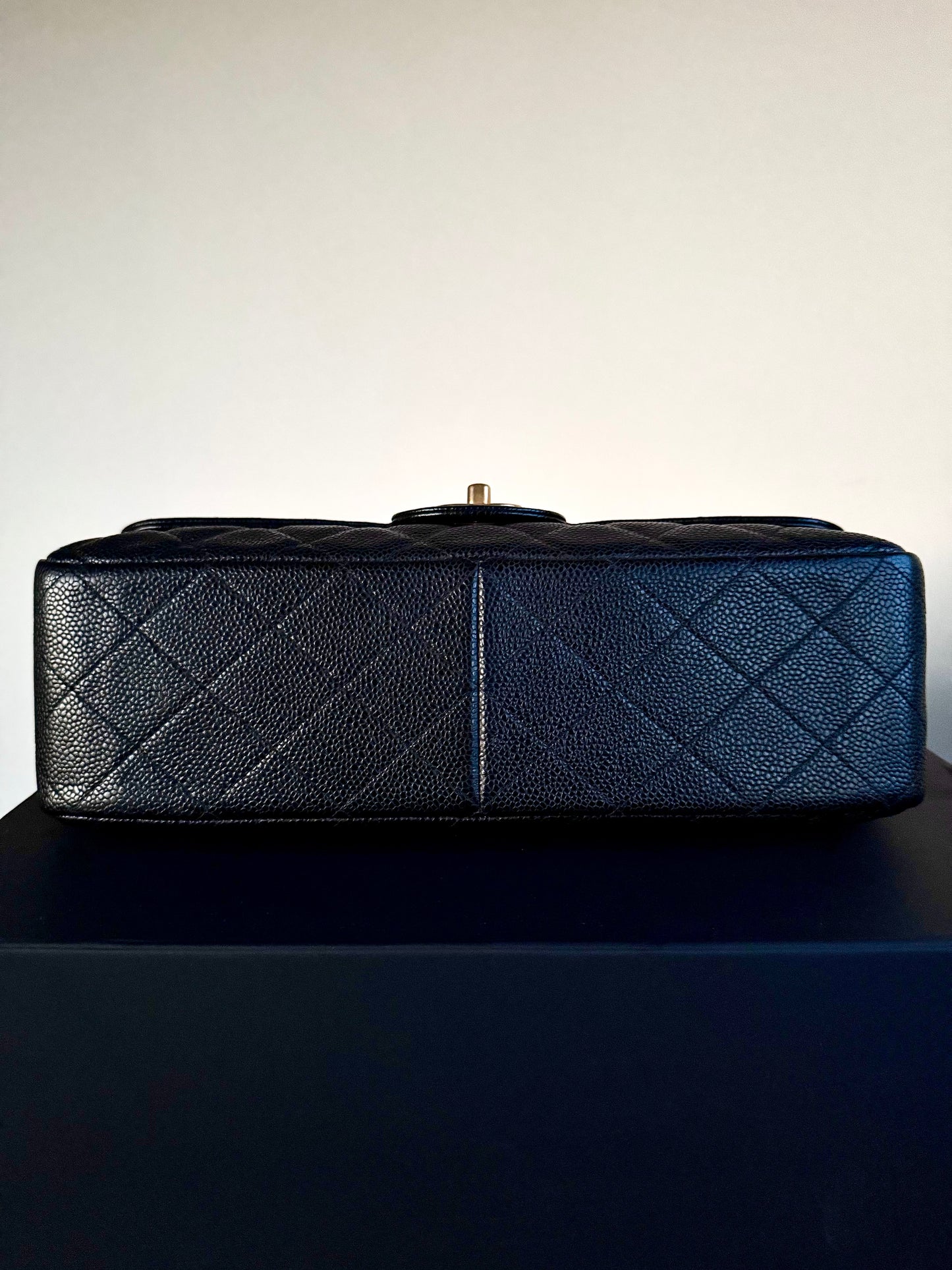 Pre-owned Chanel Timeless Classic Jumbo Black Caviar Flap Bag