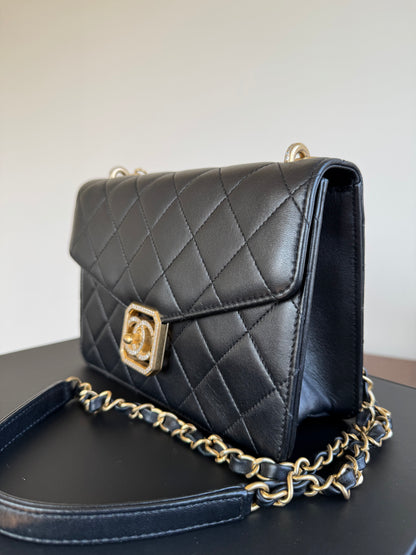 Pre-owned Chanel CC Crystal Geometric Black Lambskin Flap Bag
