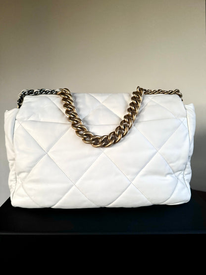 Pre-owned Chanel 19 Maxi White Lambskin Flap Bag