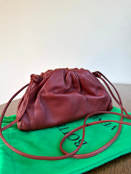 Pre-owned Bottega Veneta Mini Pouch Burgundy Lambskin Crossbody Bag