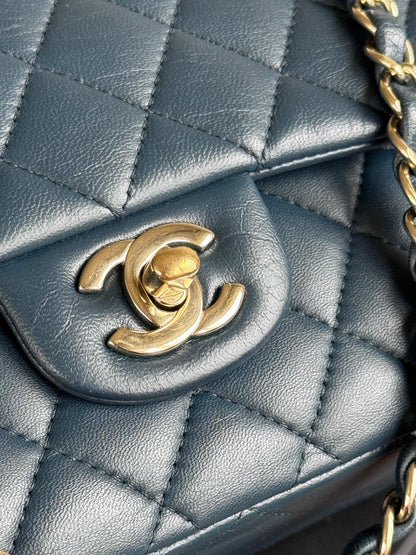 Pre-owned Chanel Timeless Classic Medium Marine Blue Lambskin Flap Bag