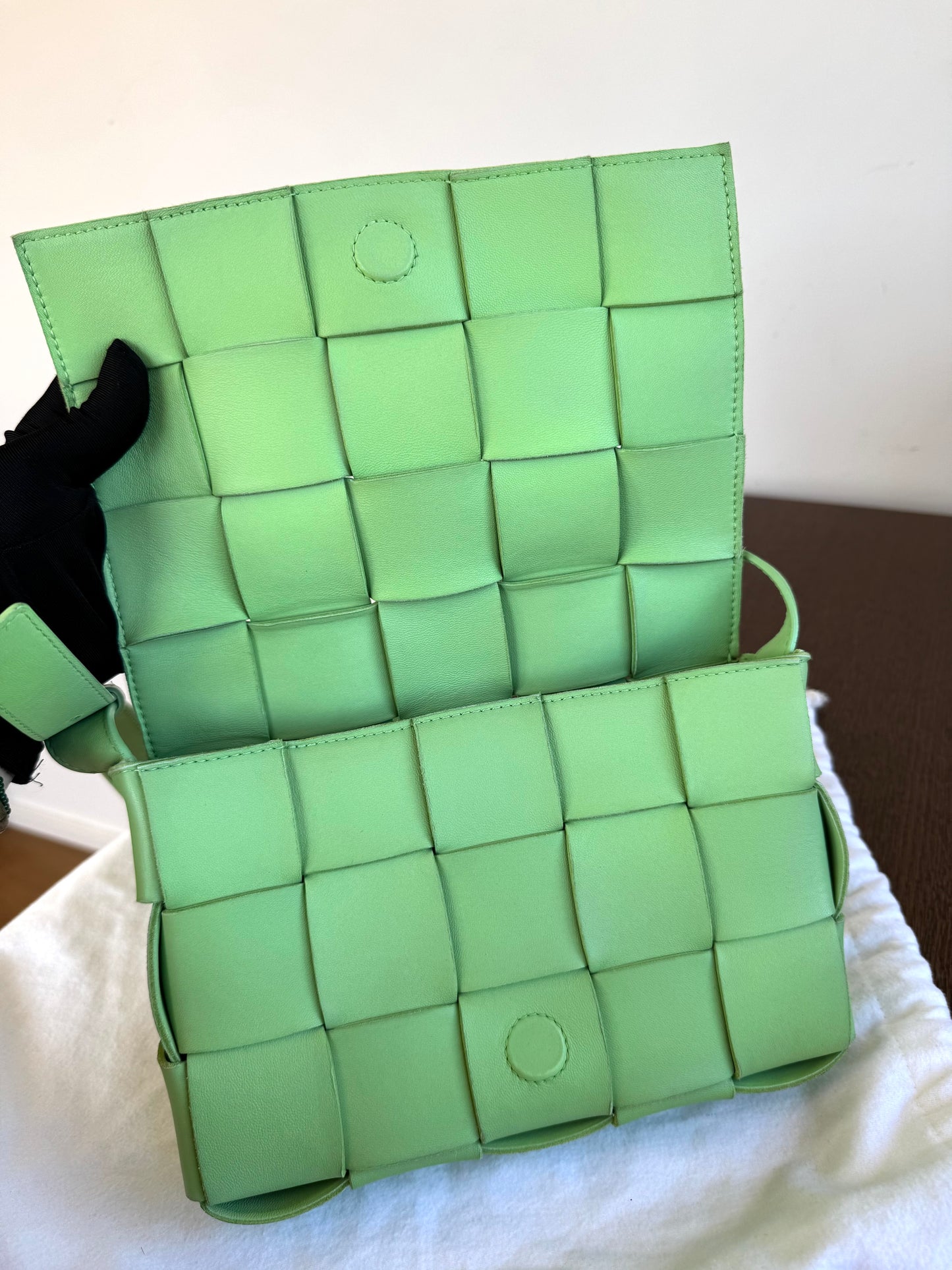 Pre-owned Bottega Veneta Cassette Green Lambskin Flap Bag