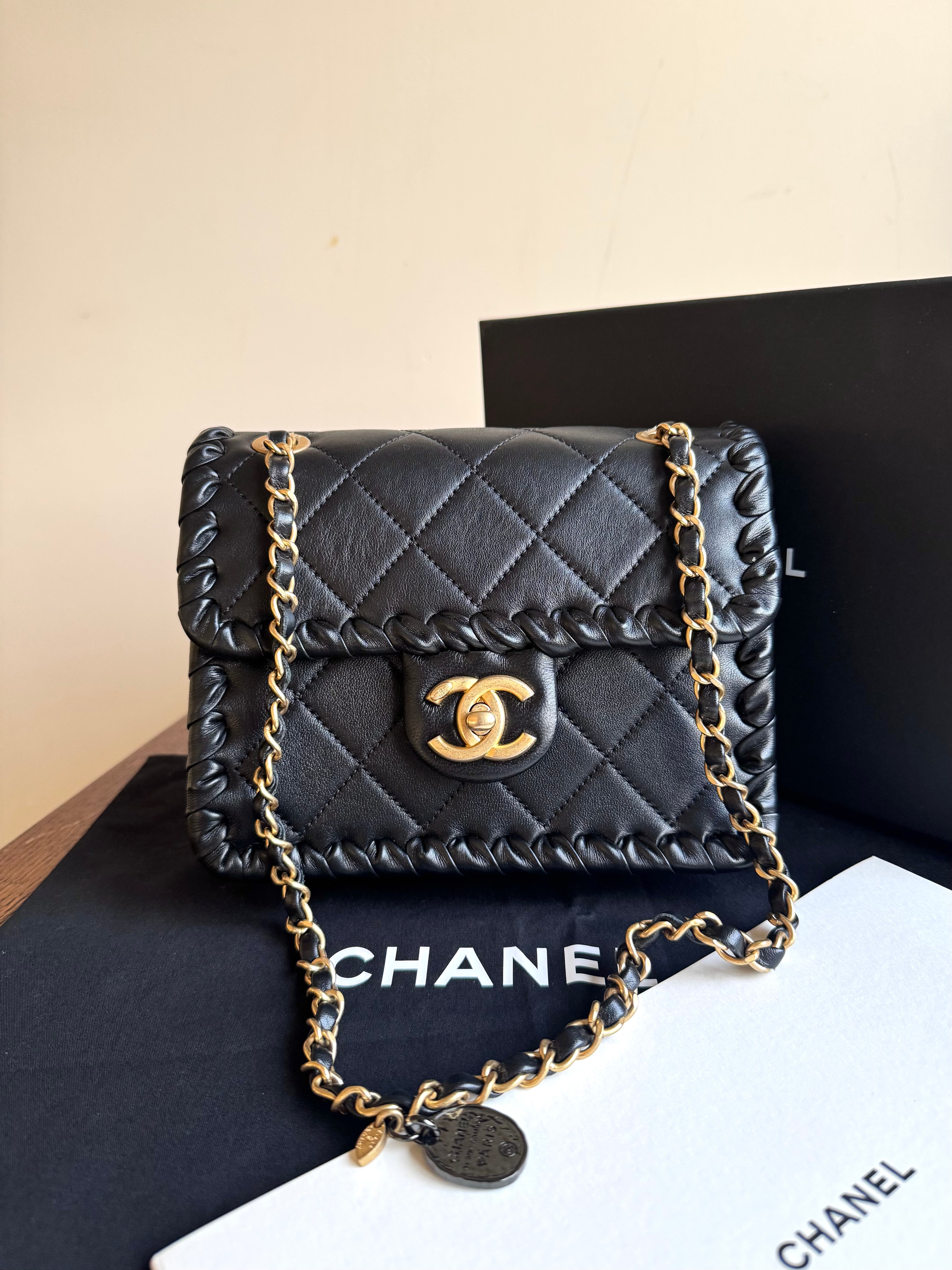 Pre-owned Chanel My Own Frame Small Black Leather Flap Bag – BestQmi