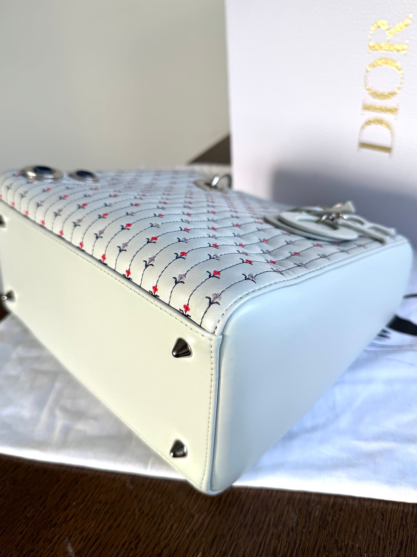 Pre-owned Dior Lady Dior Medium Baby Blue Embroidered Flower Calfskin Bag