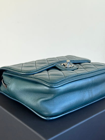 Pre-owned Chanel CC Dark Green Leather Flap Bag