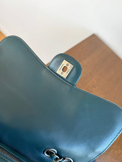 Pre-owned Chanel CC Dark Green Leather Flap Bag