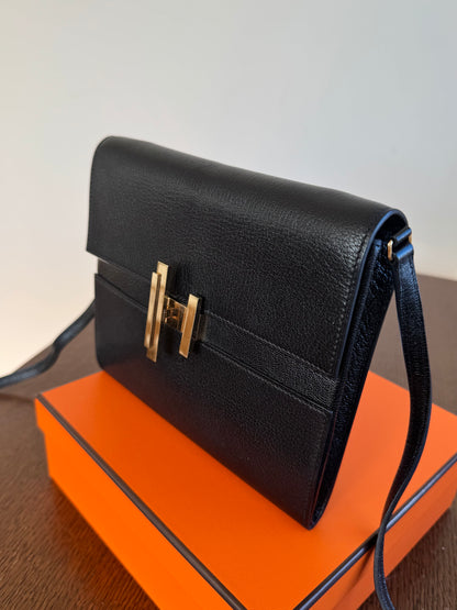 Pre-owned Hermès Cinhetic To Go Black Chèvre Mysore Bag