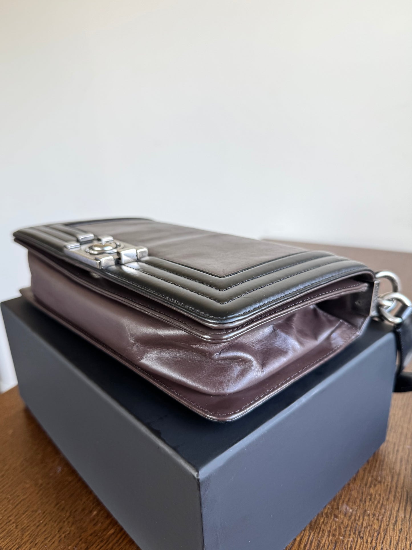 Pre-owned Chanel Boy Medium Brown Black Leather Flap Bag