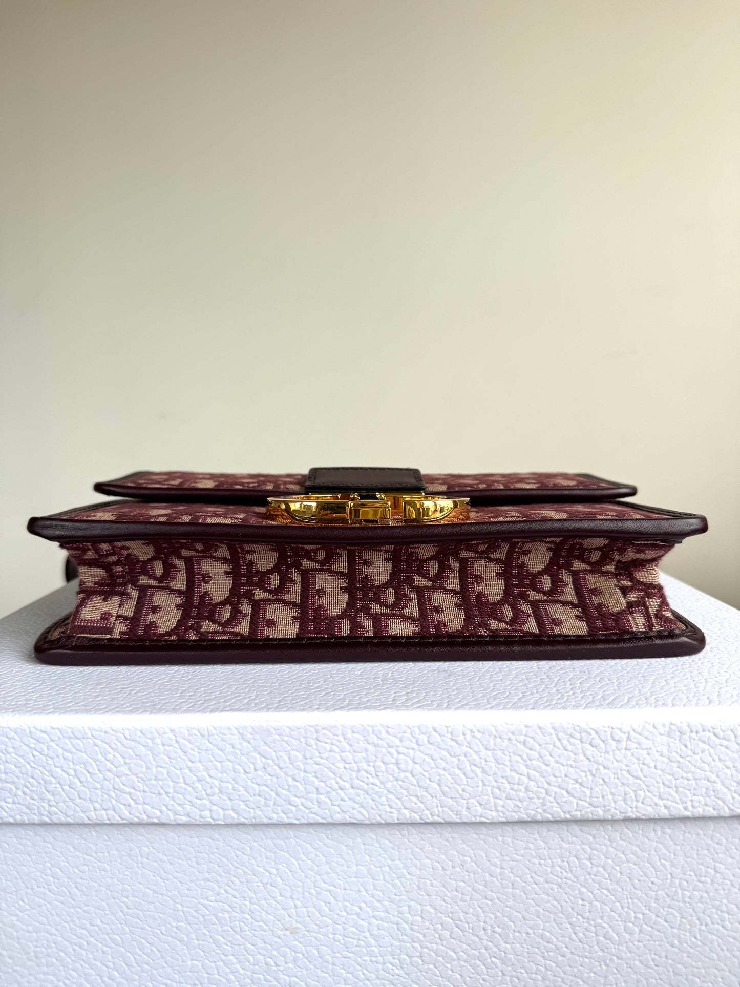 Pre-owned Dior 30 Montaigne Medium Burgundy Canvas Leather Bag