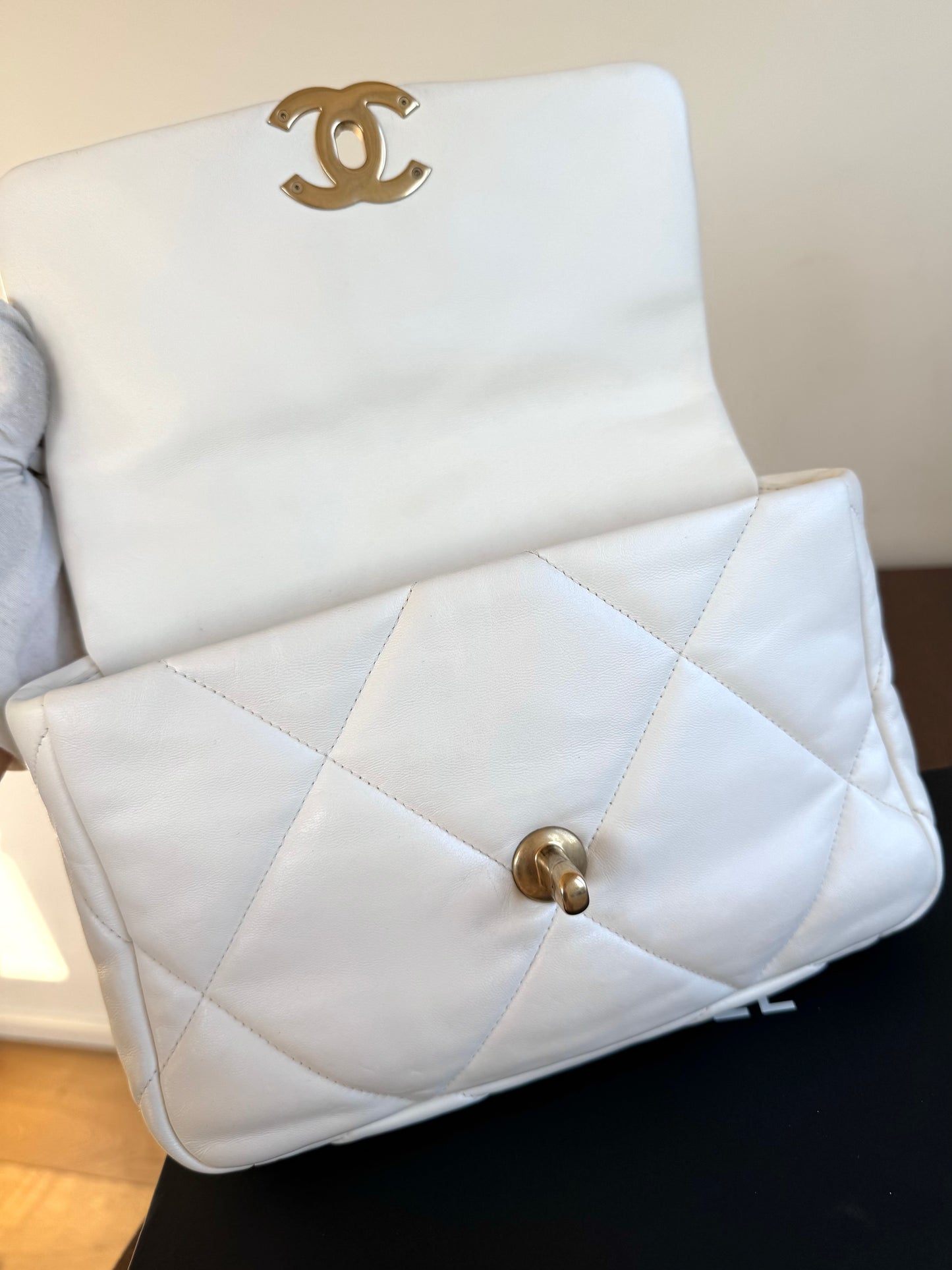 Pre-owned Chanel 19 Small White Lambskin Flap Bag