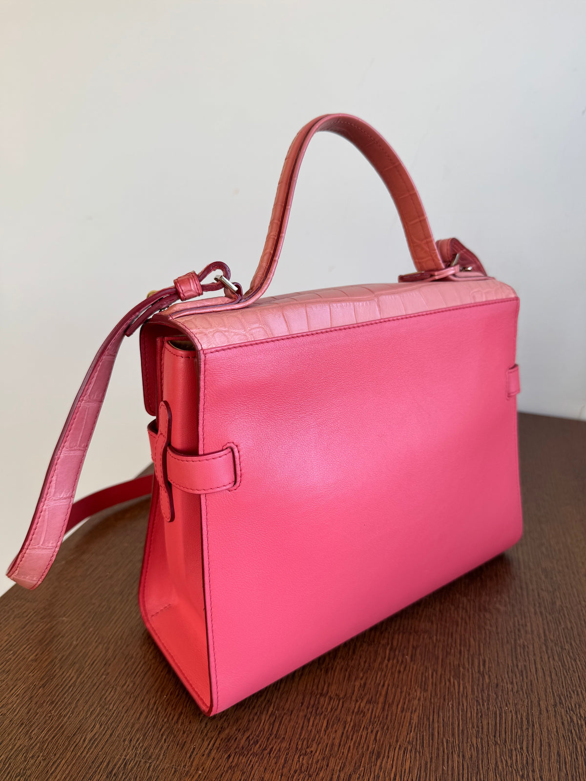 Pre-owned Delvaux Tempête MM Salmon Pink Crocodile Leather Bag