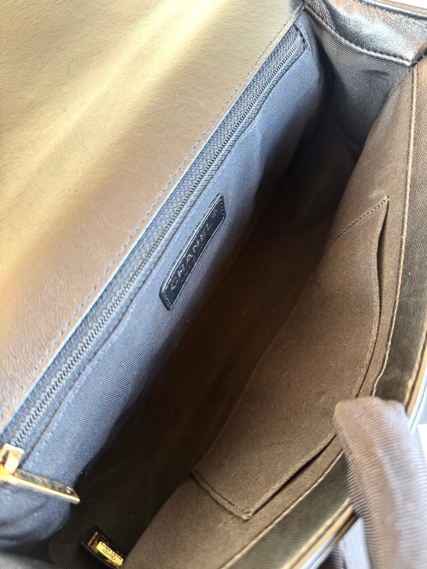 Pre-owned Chanel Boy Large Crest-Embellished Multicolores Bag