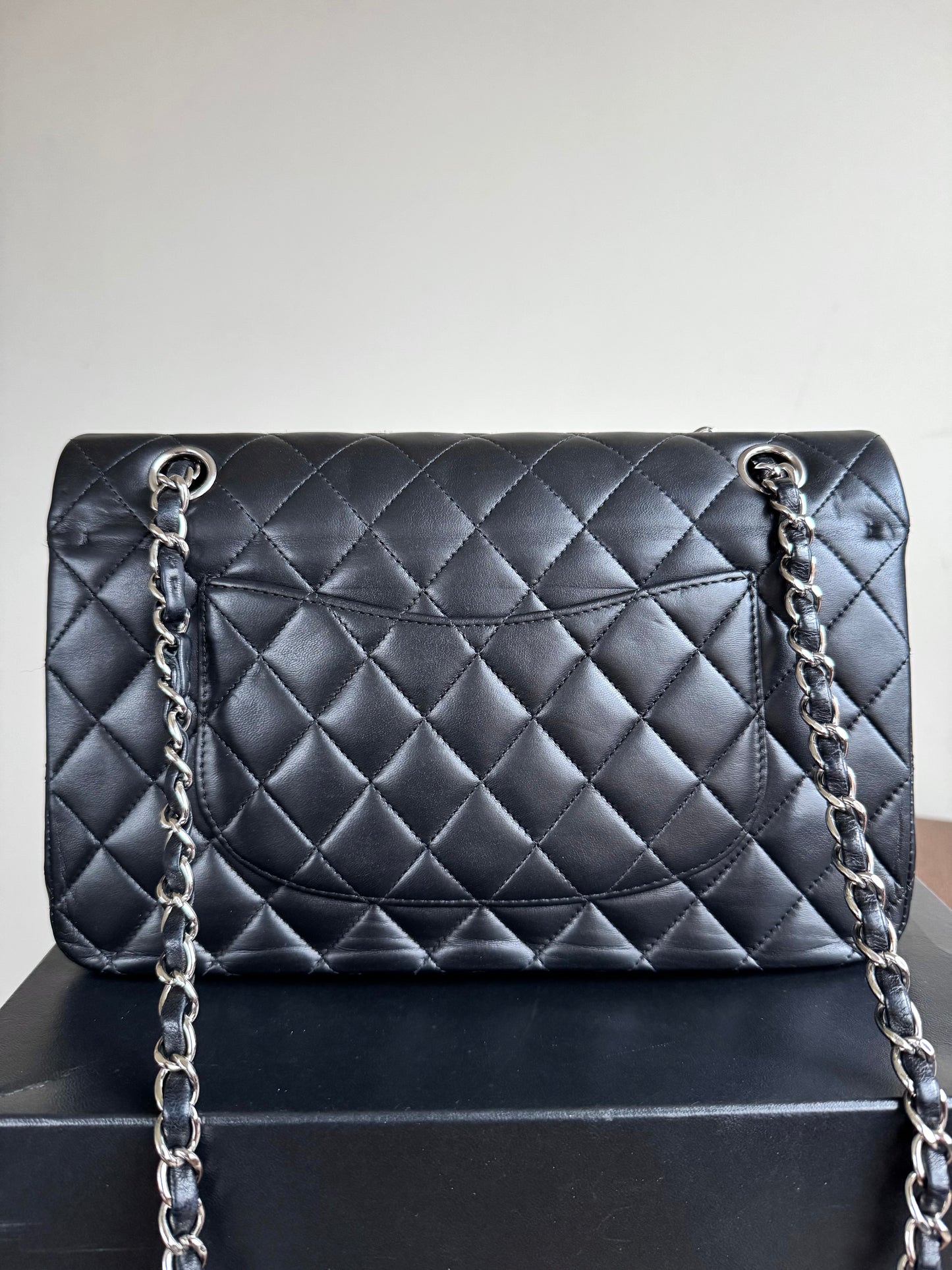 Pre-owned Chanel Timeless Classic Medium Black Lambskin Flap Bag