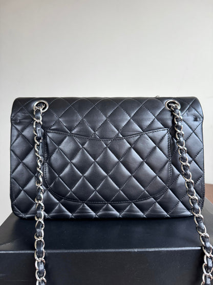 Pre-owned Chanel Timeless Classic Medium Black Lambskin Flap Bag
